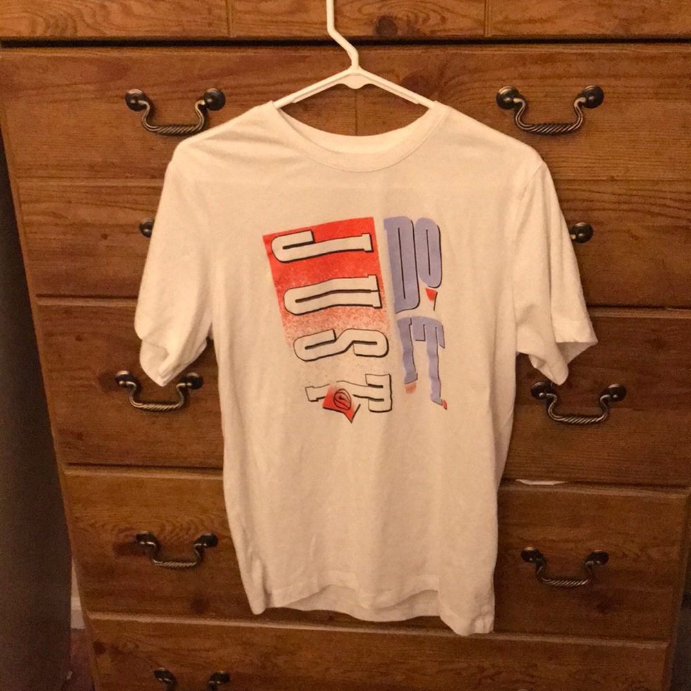 Nike T Shirt